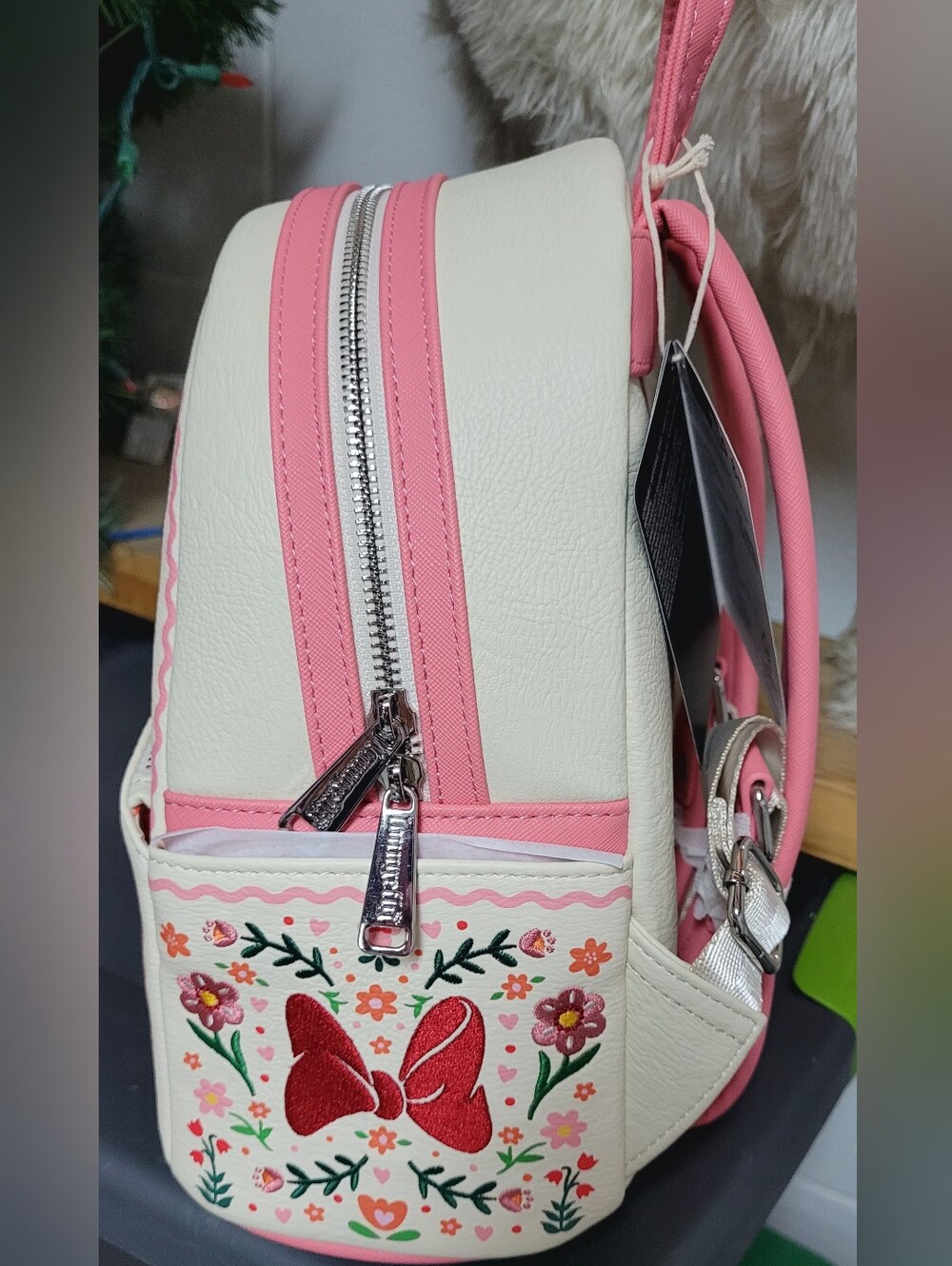 Loungefly Disney Minnie Mouse Floral Embroidered Mini Backpack - Picture 3 of 8